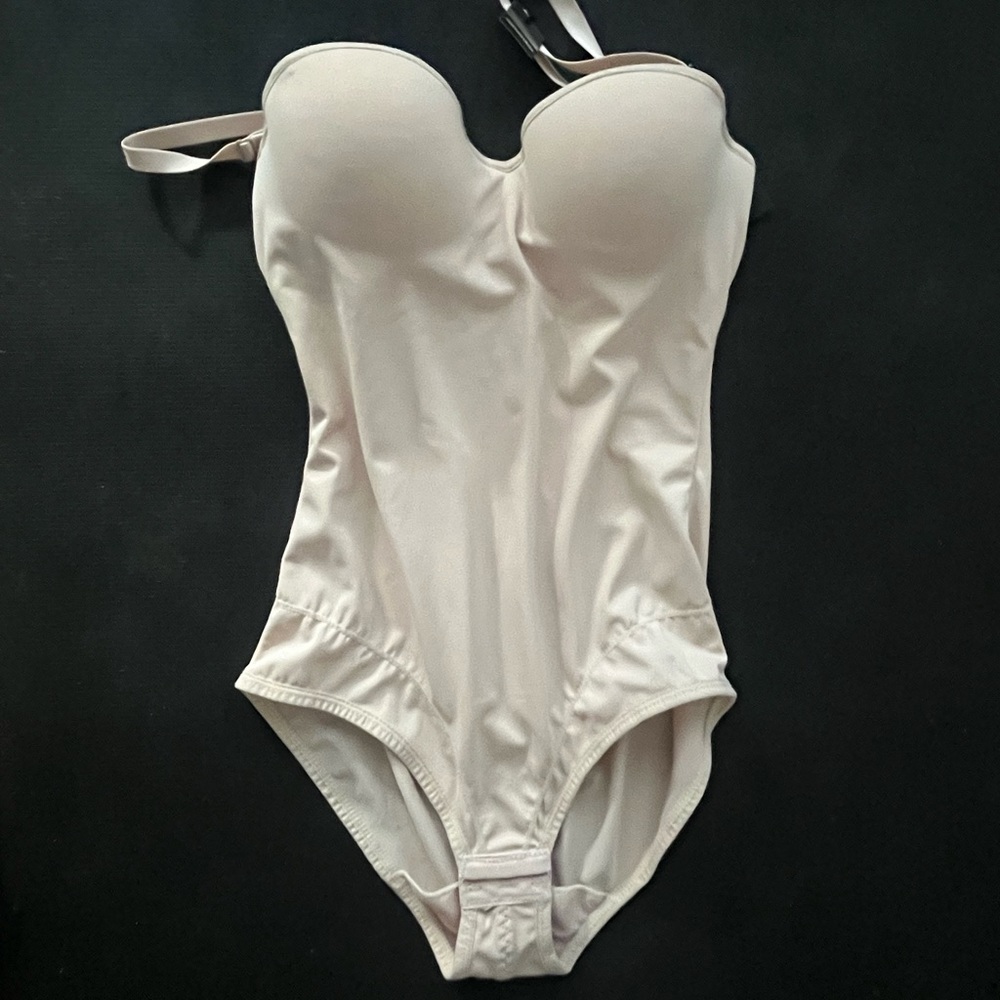 Brand new shaping bodysuit